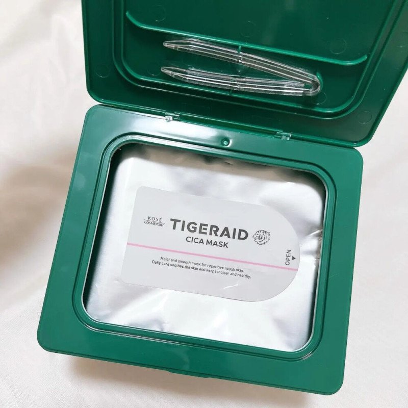 KOSE Clear Turn TIGERAID CICA відновлювальна маска для проблемної шкіри 30 шт