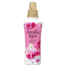LION Soflan Aroma Rich Catherine парфумований кондиціонер для білизни, аромат квітів і фруктів, 480 мл