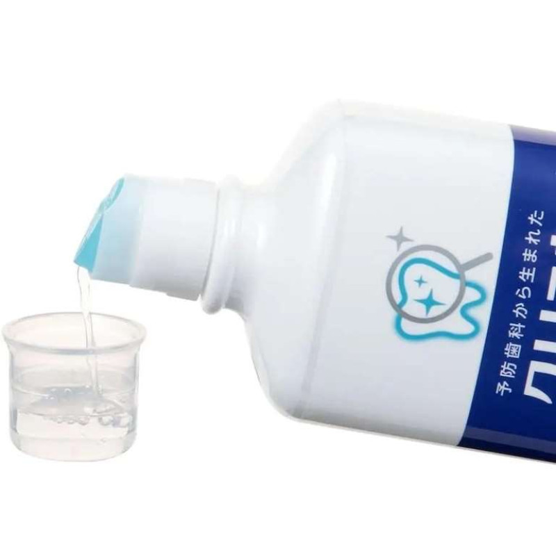 LION Clinica Quick Wash експрес-ополіскувач для ротової порожнини без спирту, освіжаюча м'ята, 450 мл