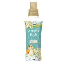 LION Soflan Aroma Rich Claire парфумований кондиціонер для білизни, аромат неролі, 480 мл