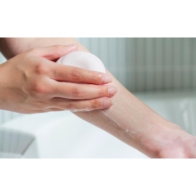 Pelican Smoothstone Body Scrub мило-скраб для тіла з пемзою, глиною, CICA, ніацинамідом, 80 г